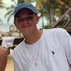 Meet your Posher, Angelo